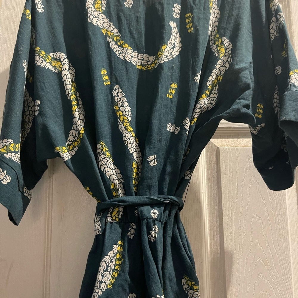 Kahulalea lei print romper Jumpsuit medium - Picture 2 of 5